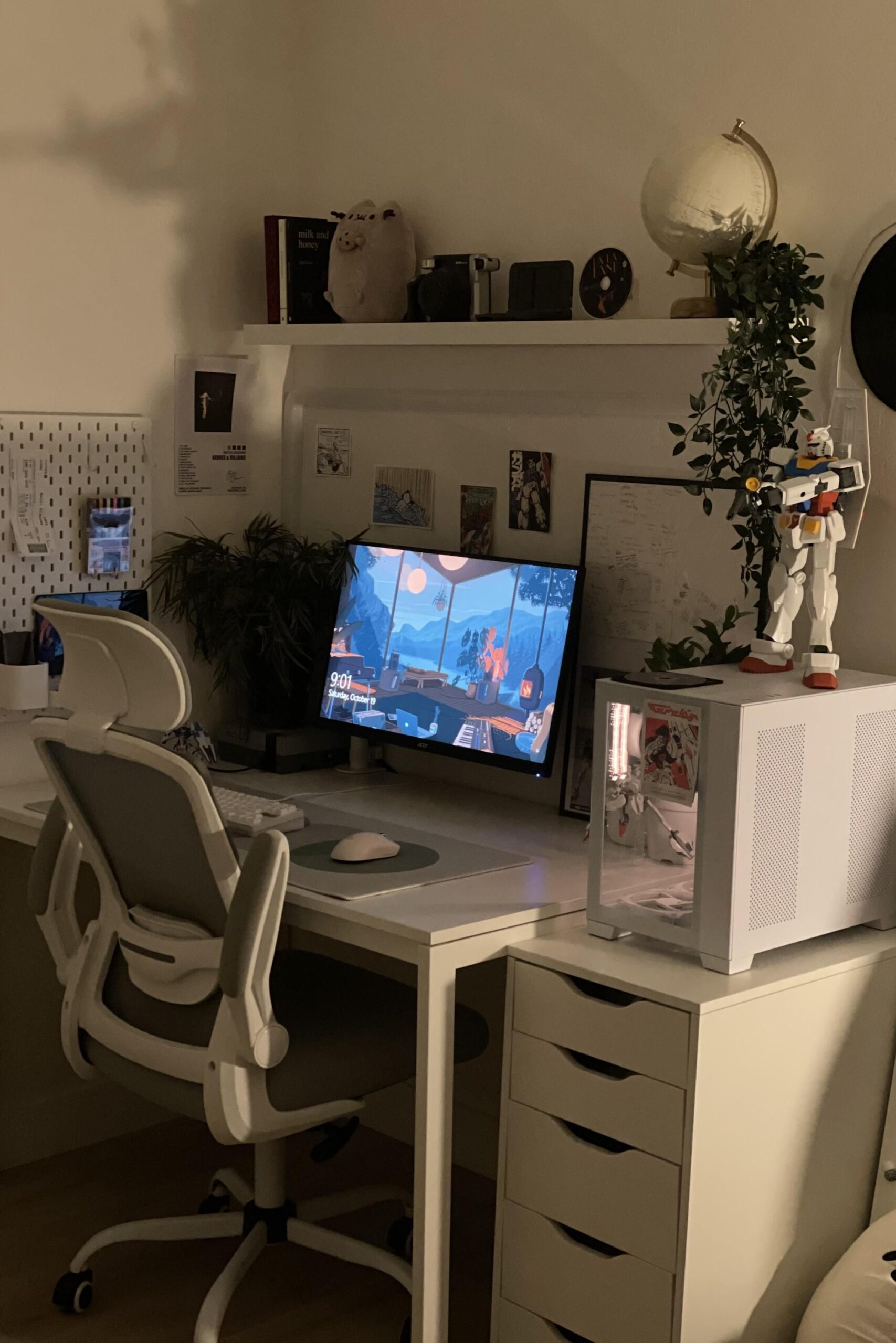 10 Gorgeous Greenery PC Setup Ideas to Refresh Your Workspace